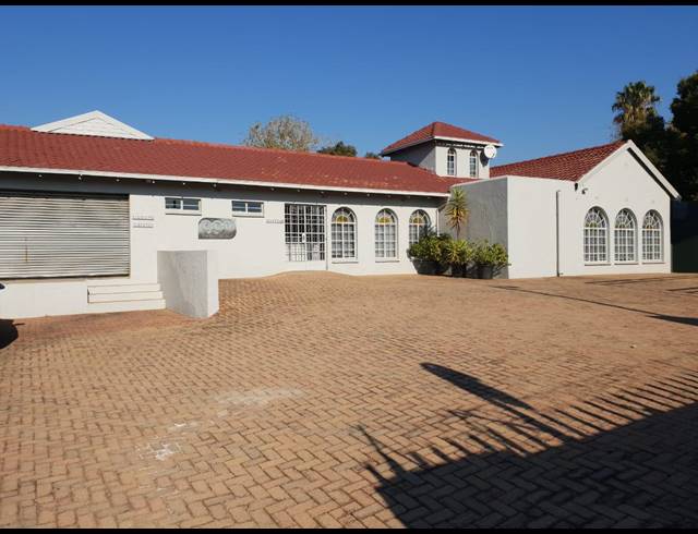 400M² OFFICE RENTED IN EASTLEIGH